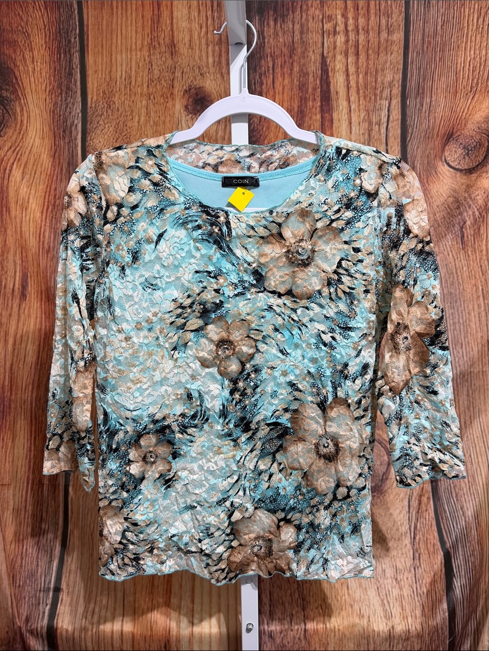 🚨(4/$10) Coin 3/4 Sleeve Lace Blouse Size M